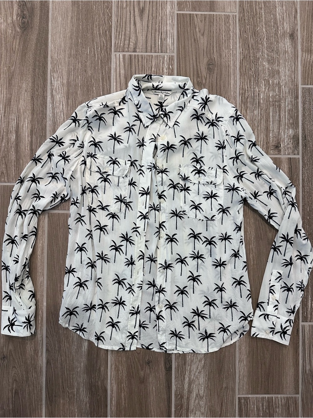American Eagle Outfitters White Button-Up Shirt with Black Palm Print